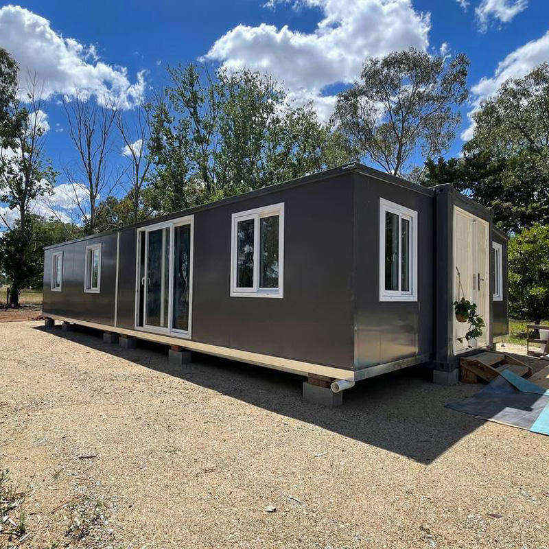40 FT Expandable House